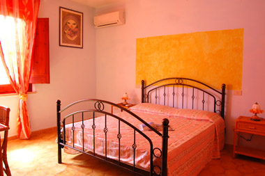Bed Room Breakfast